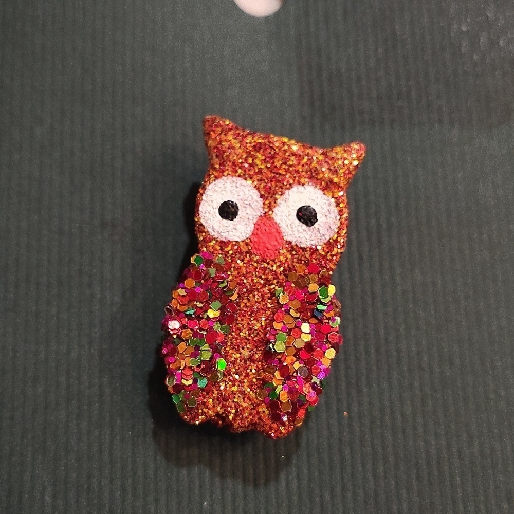 Glitter owl brooch new